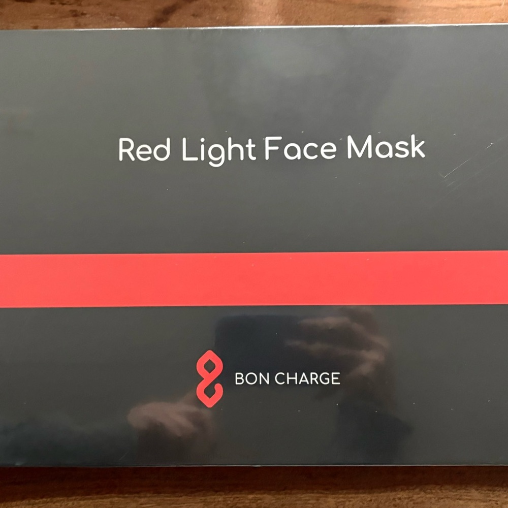 BON CHARGE Red Light Face Mask